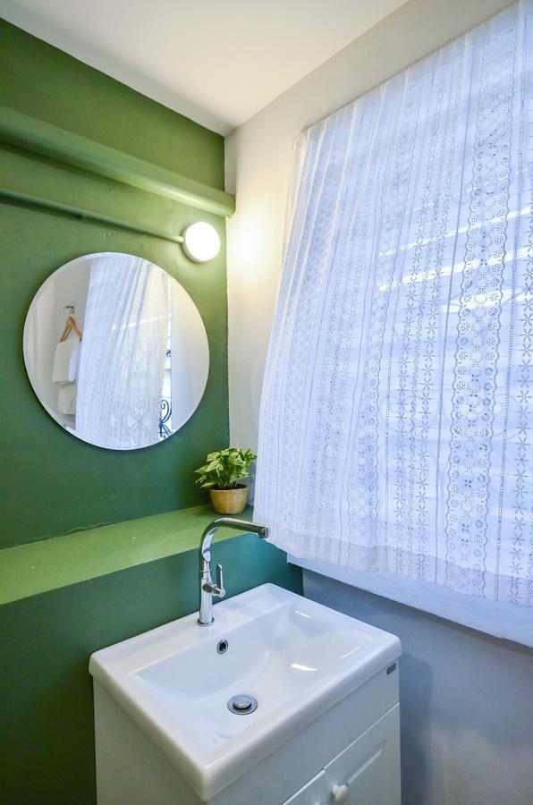 Baan Baan Hostel - Sha Plus Пхукет Экстерьер фото